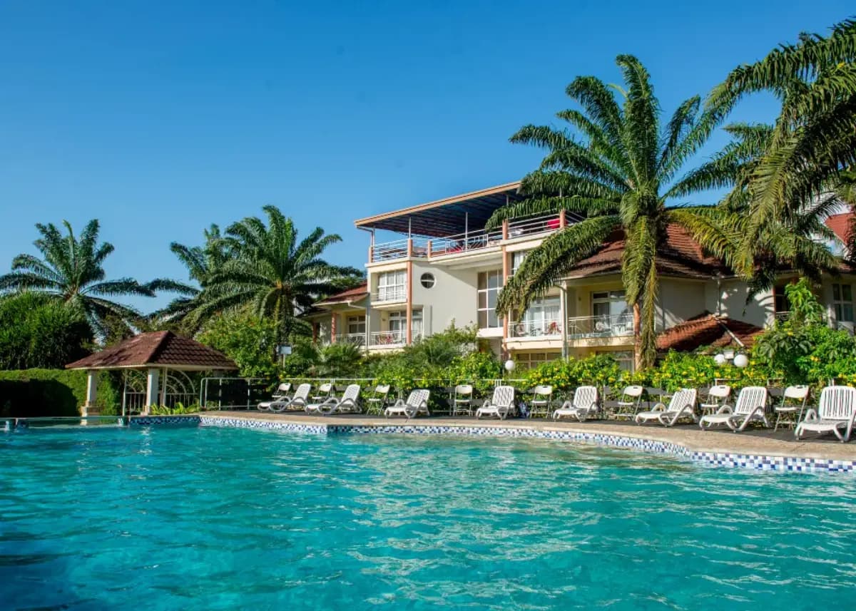 Swimming pool and tropical gardens at Hotel Safari Gate in Bujumbura